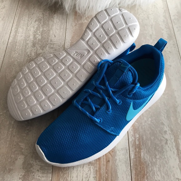 NWT Nike Roshe One electric - Picture 6 of 8